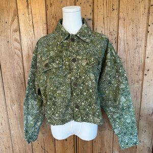 Wild Fable Green Floral Cropped Shacket M